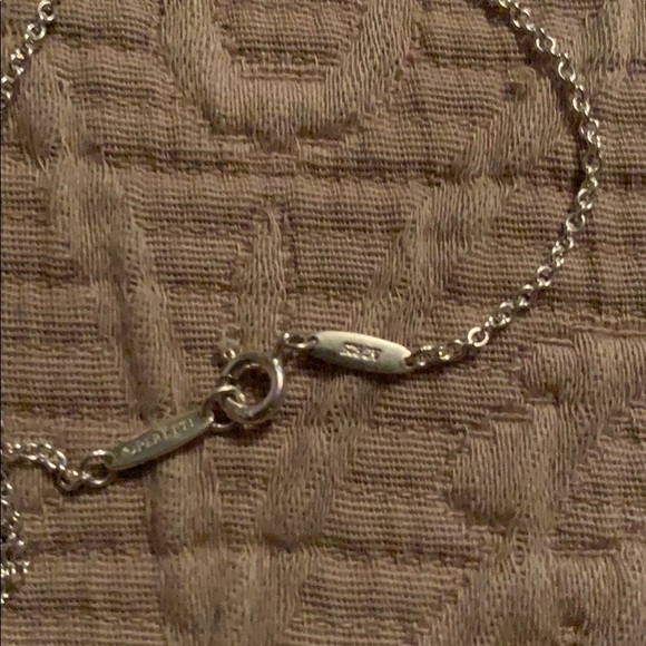 Item # C19 - AUTHENTIC TIFFANY AND CO MESH PEARL NECKLACE - Picture 3 of 5